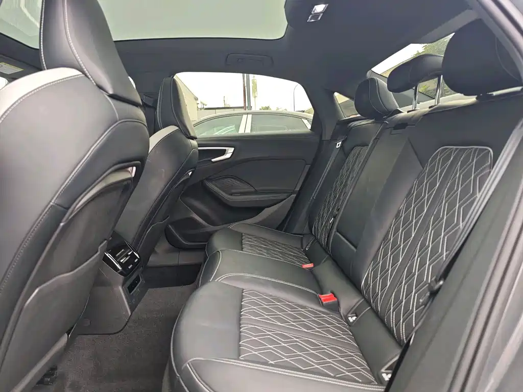 Audi A5L Sportback — миниатюра 6