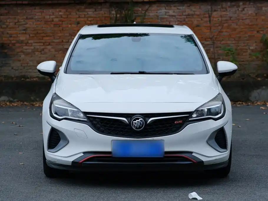 Buick Verano — миниатюра 24