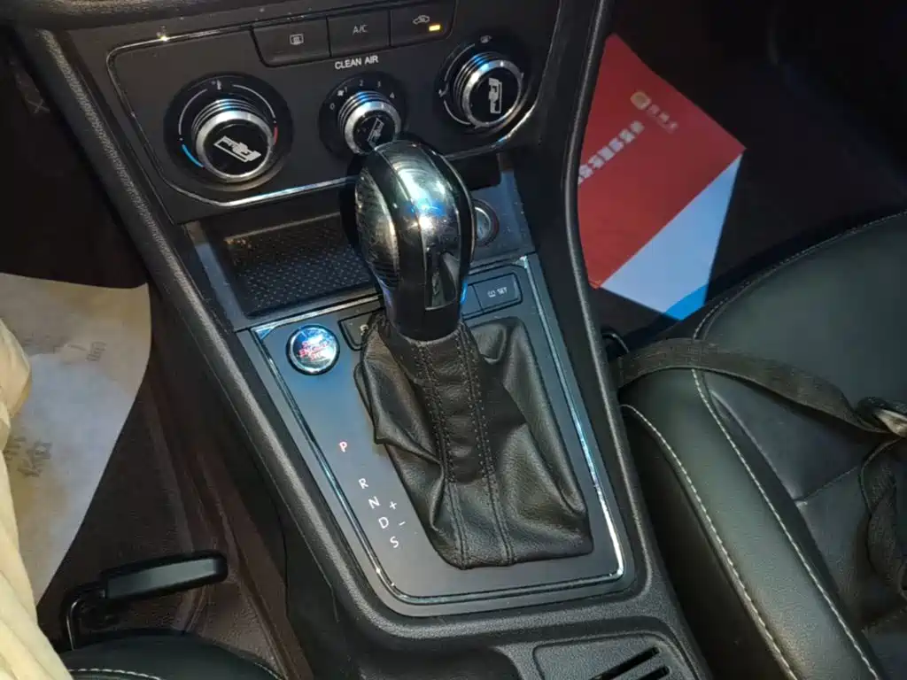 Volkswagen Lavida — миниатюра 14