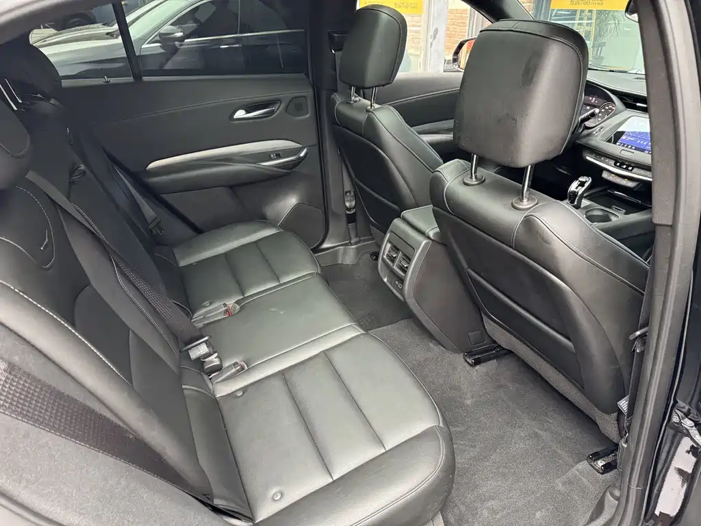Cadillac XT4 — миниатюра 19
