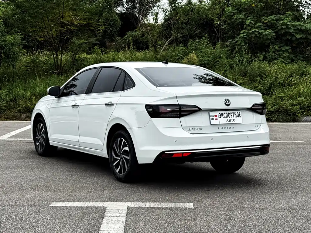 Volkswagen Lavida — миниатюра 7