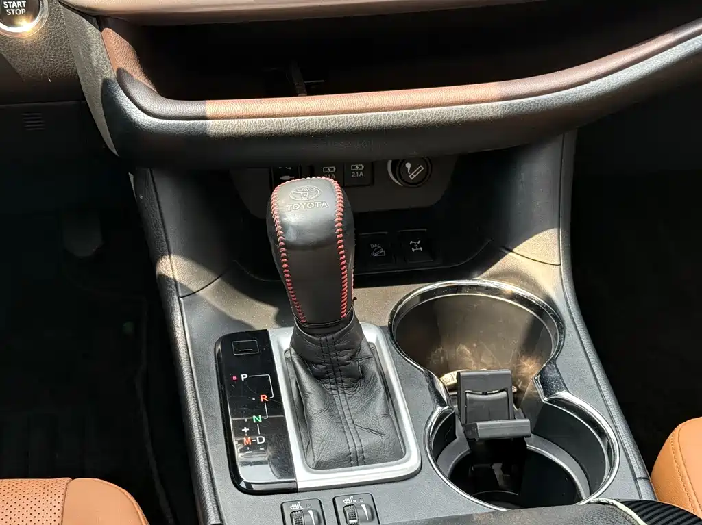 Toyota Highlander — миниатюра 20