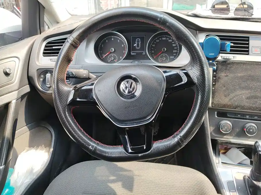 Volkswagen Golf — миниатюра 15