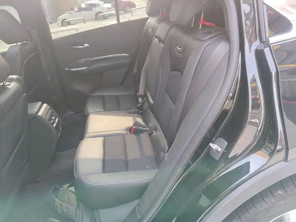 Cadillac XT4 — миниатюра 17