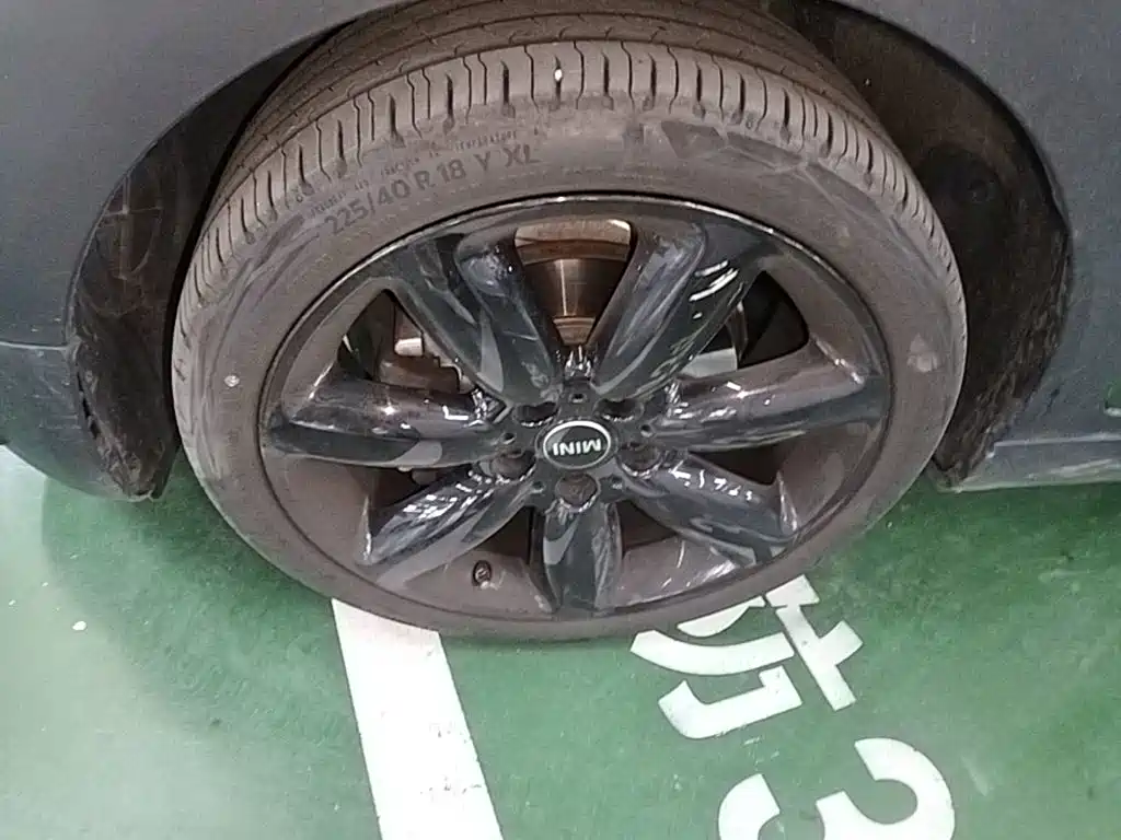 MINI Mini Clubman — миниатюра 23