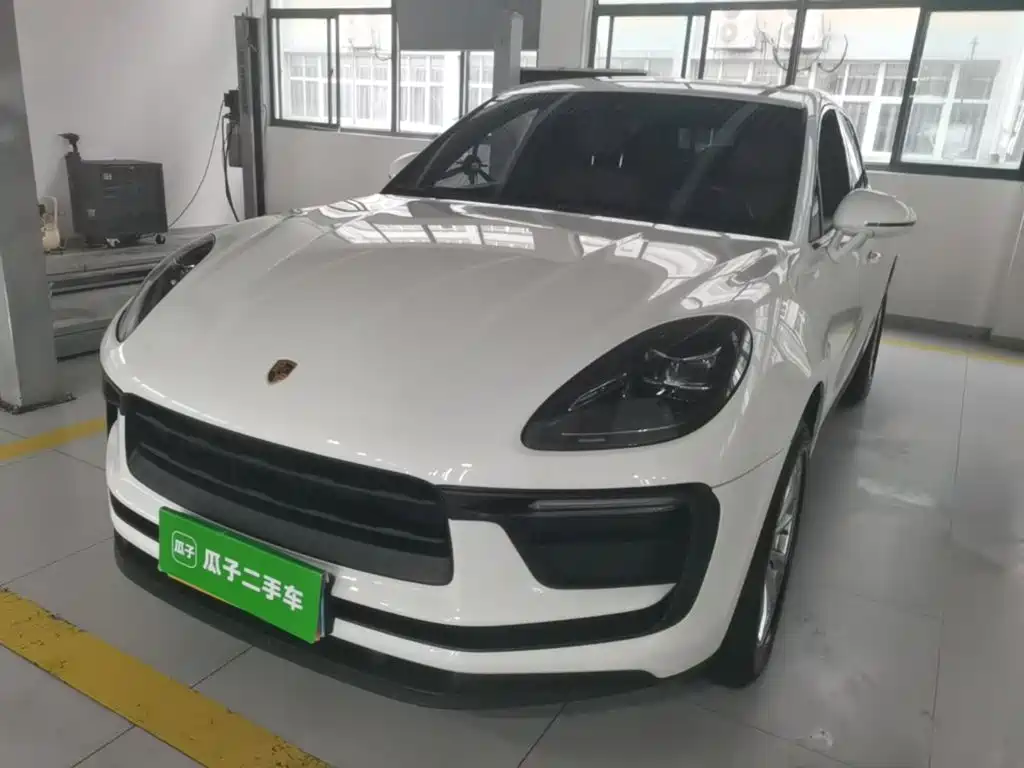 Porsche Macan — миниатюра 2