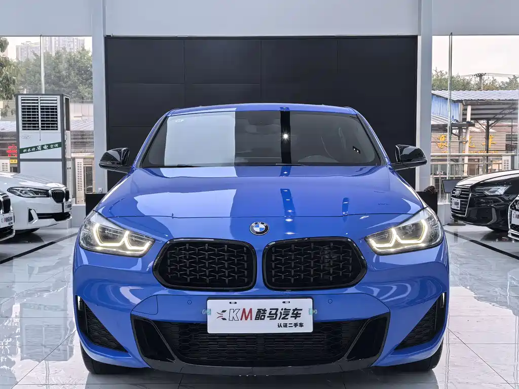 BMW X2