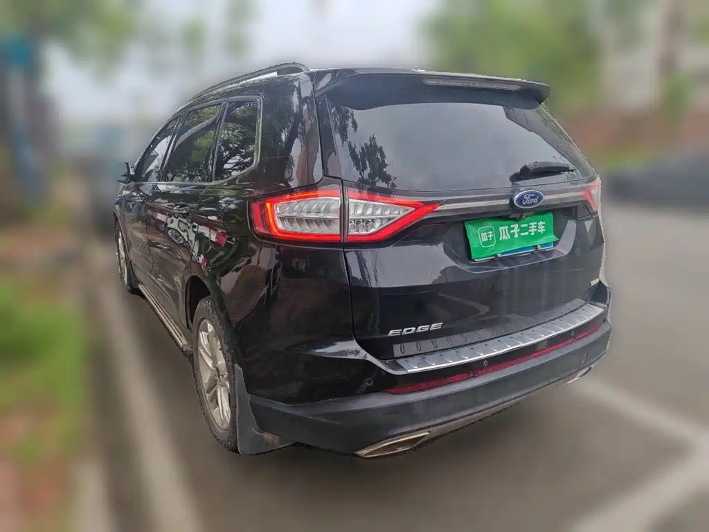 Ford Edge — миниатюра 4