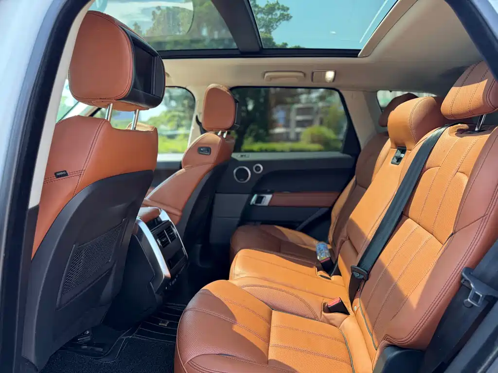 Land Rover Sport — миниатюра 6