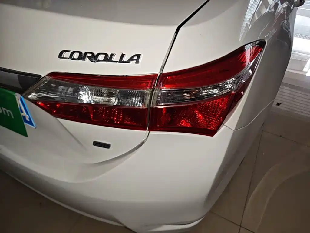 Toyota Corolla — миниатюра 8