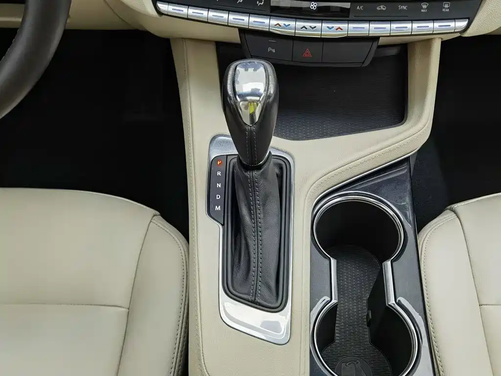 Cadillac CT4 — миниатюра 13