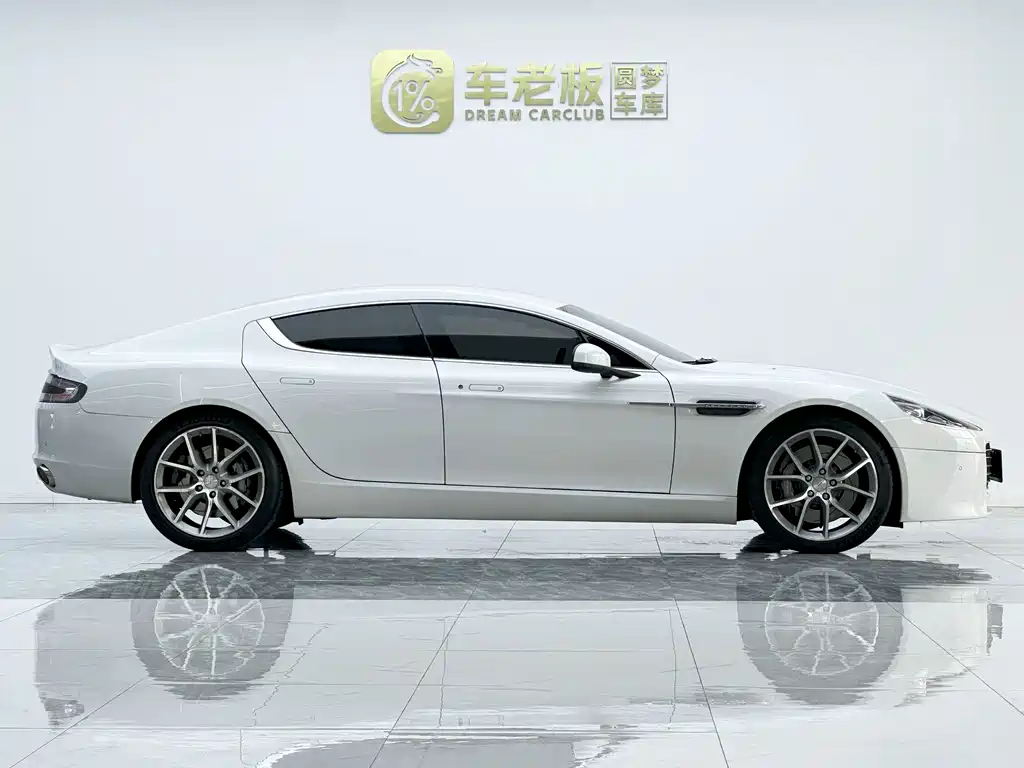 Aston Martin Rapide — миниатюра 7