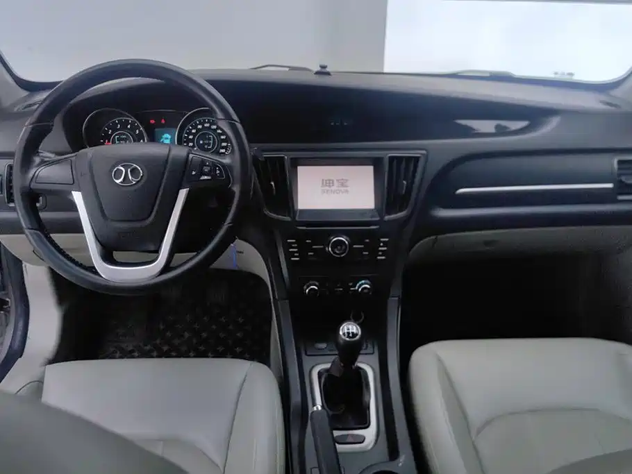 BAIC Senova D50 — миниатюра 11