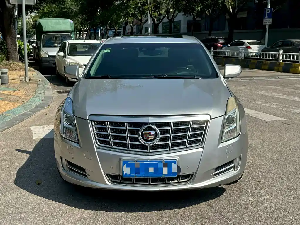 Cadillac XTS — миниатюра 2
