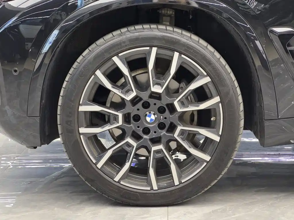 BMW X5 — миниатюра 4