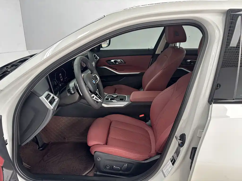 BMW 3 Series — миниатюра 13