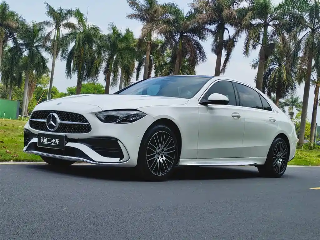 Mercedes-Benz C-Class 2022