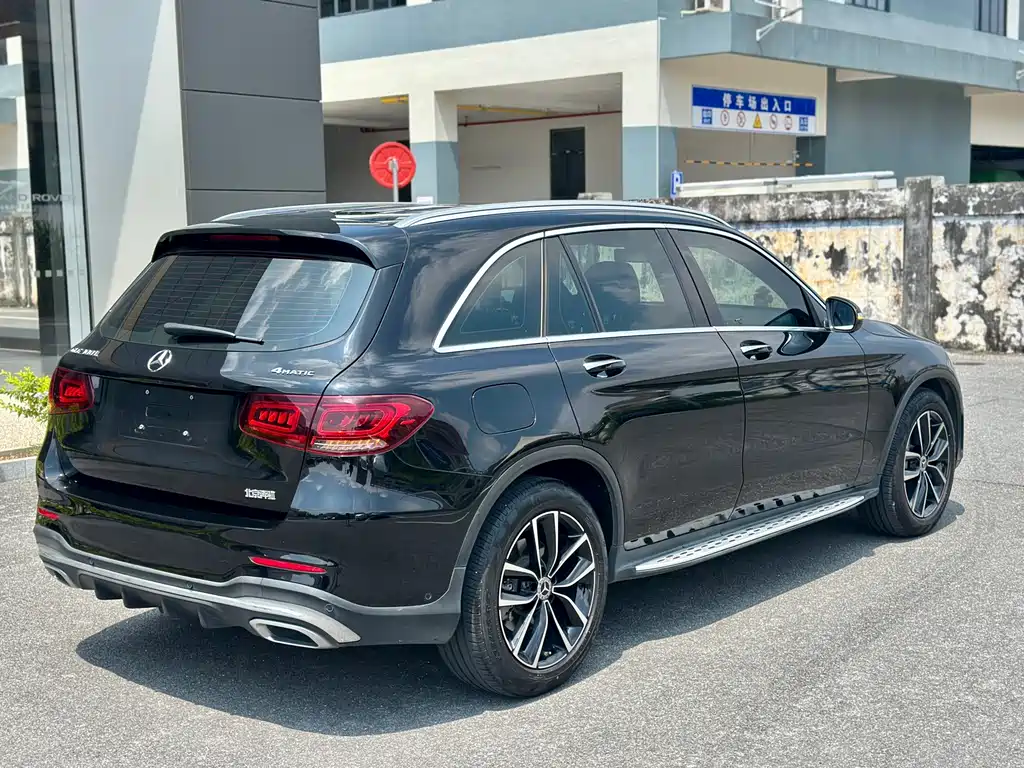 Mercedes-Benz GLC — миниатюра 9