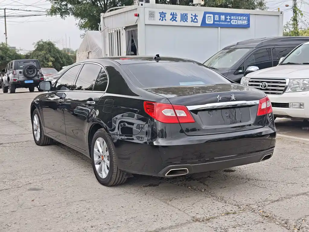Hongqi Hongqi H7 — миниатюра 4