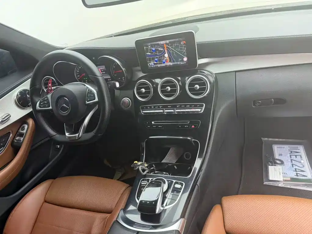 Mercedes-Benz C-Class (Import) — миниатюра 4