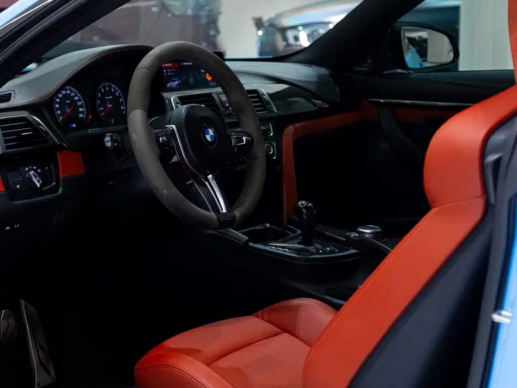 BMW M4 — миниатюра 9