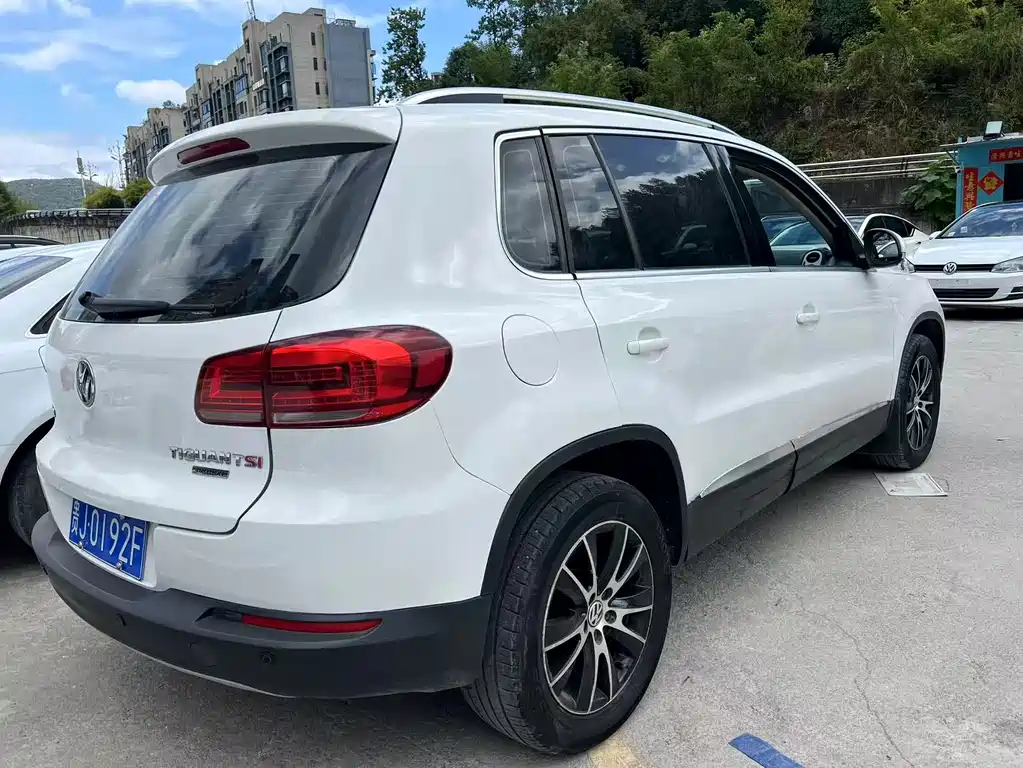 Volkswagen Tiguan — миниатюра 4
