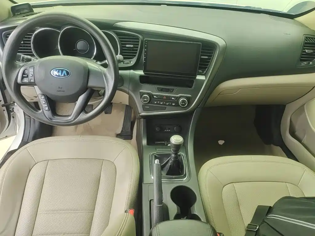 Kia K5 — миниатюра 10