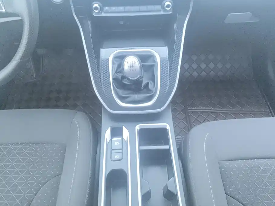 Haval M6 — миниатюра 16
