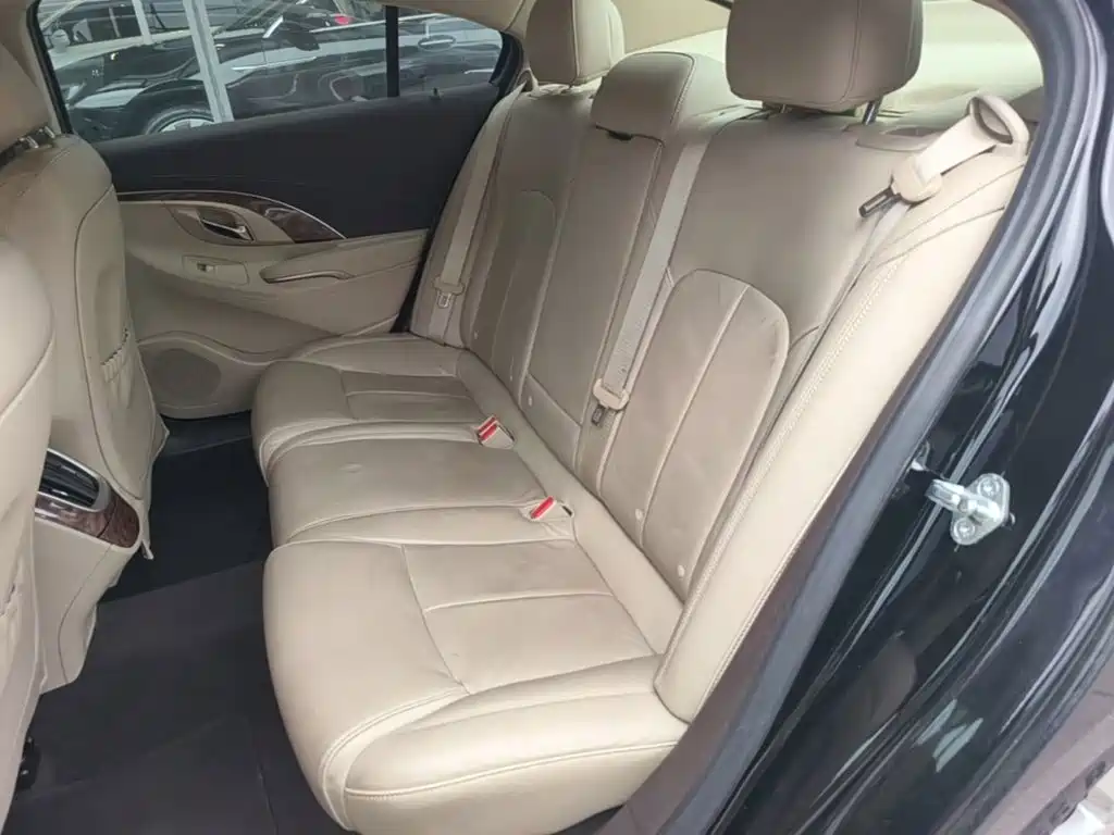 Buick LaCrosse — миниатюра 22