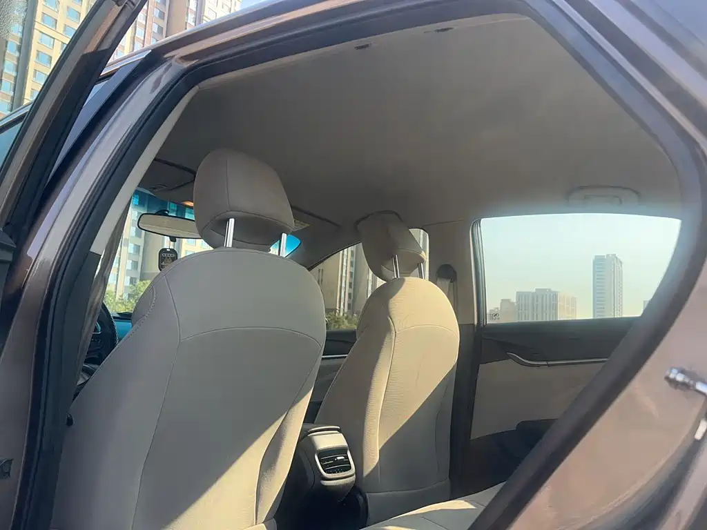 Buick Excelle — миниатюра 19