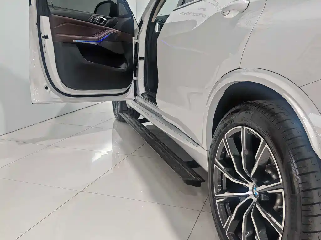 BMW X5 — миниатюра 14