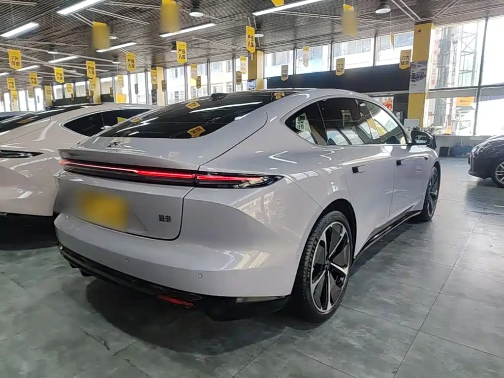 NIO ET5 — миниатюра 7