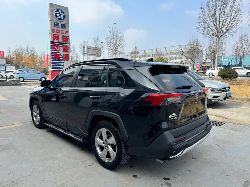 TOYOTA RAV4 RONGFANG