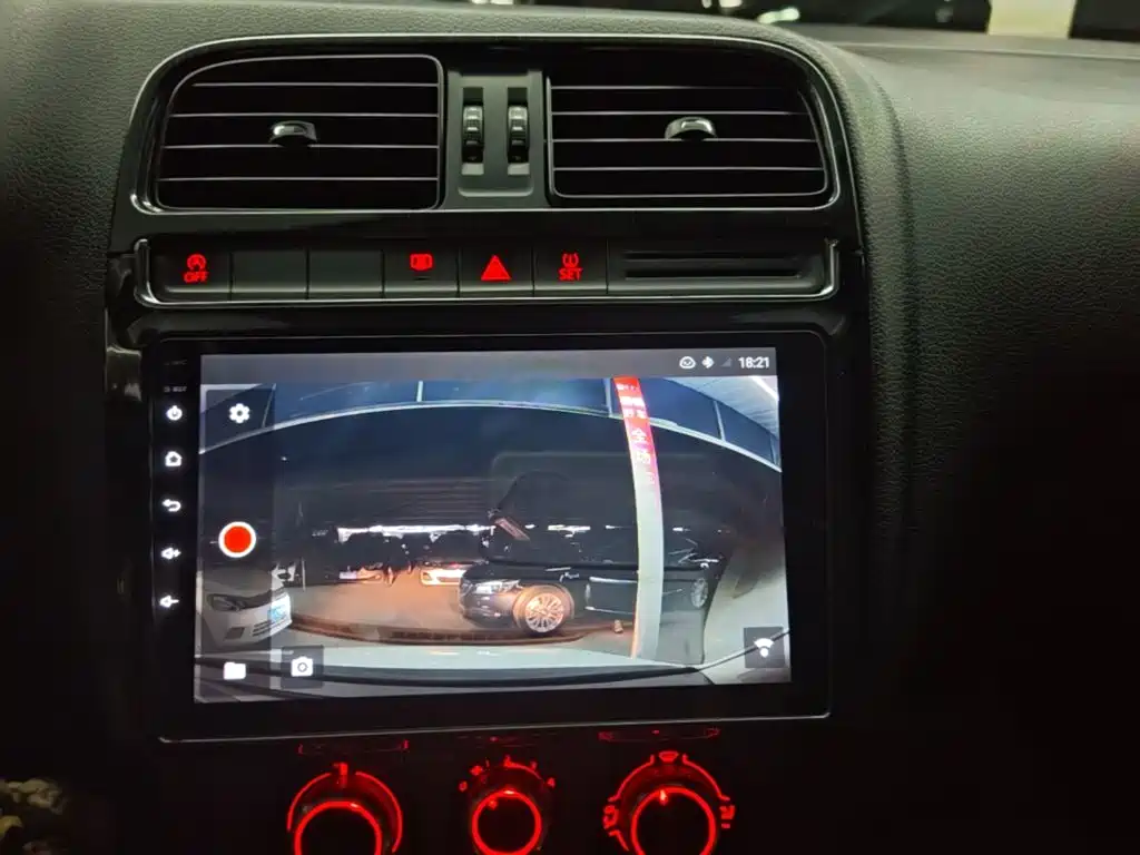 Volkswagen Polo — миниатюра 13