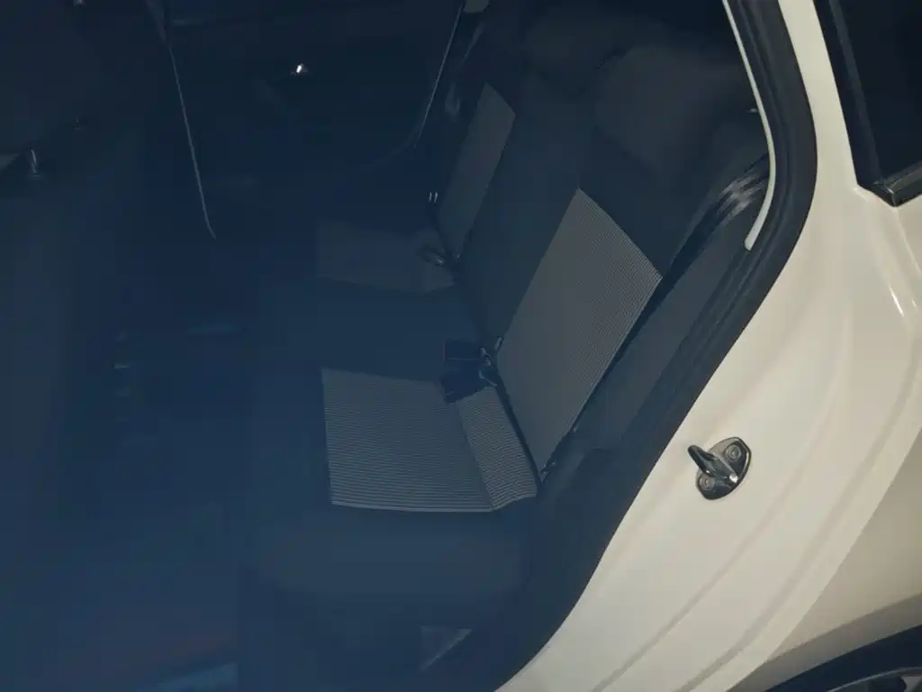 Volkswagen Polo — миниатюра 17