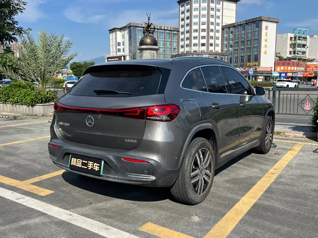 Mercedes-Benz EQA — миниатюра 7