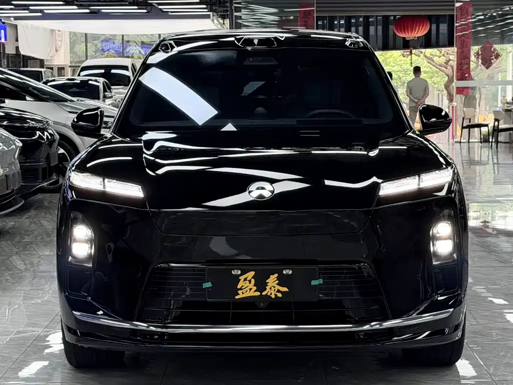 NIO ES8 — миниатюра 2