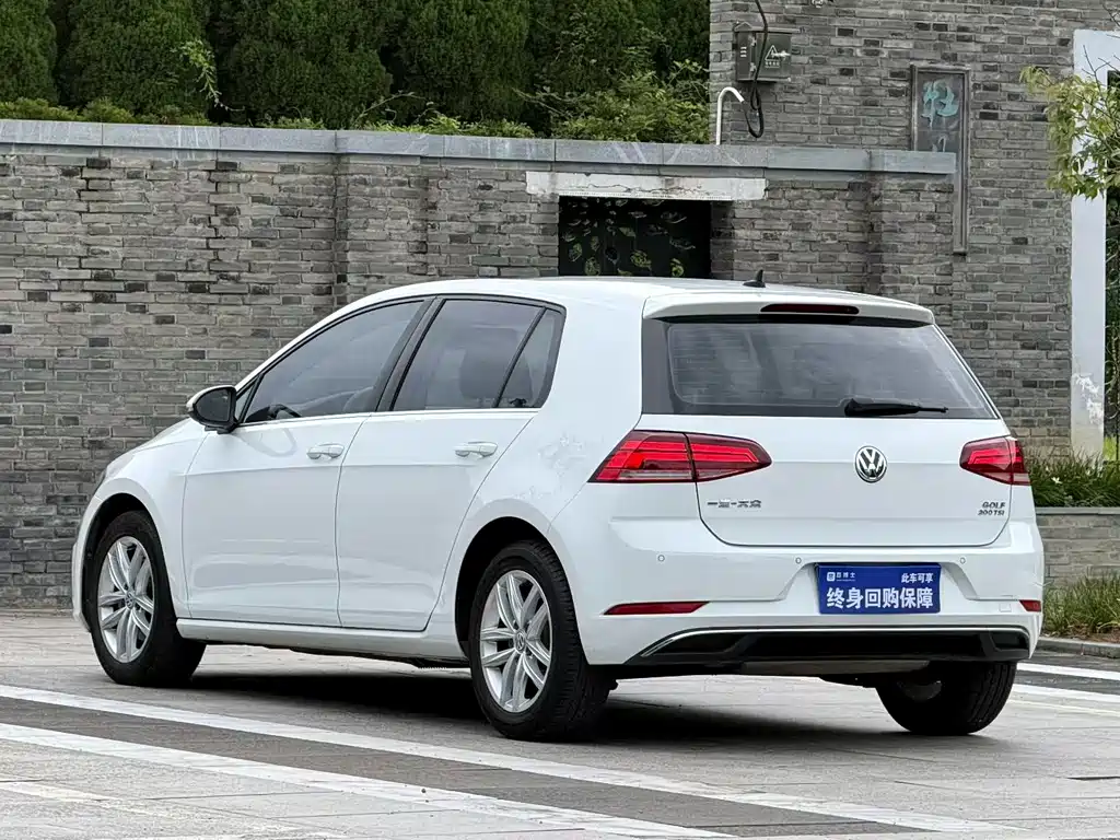 Volkswagen Golf — миниатюра 3