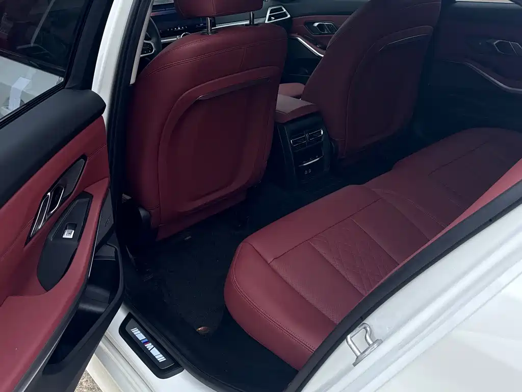 BMW 3 Series — миниатюра 8