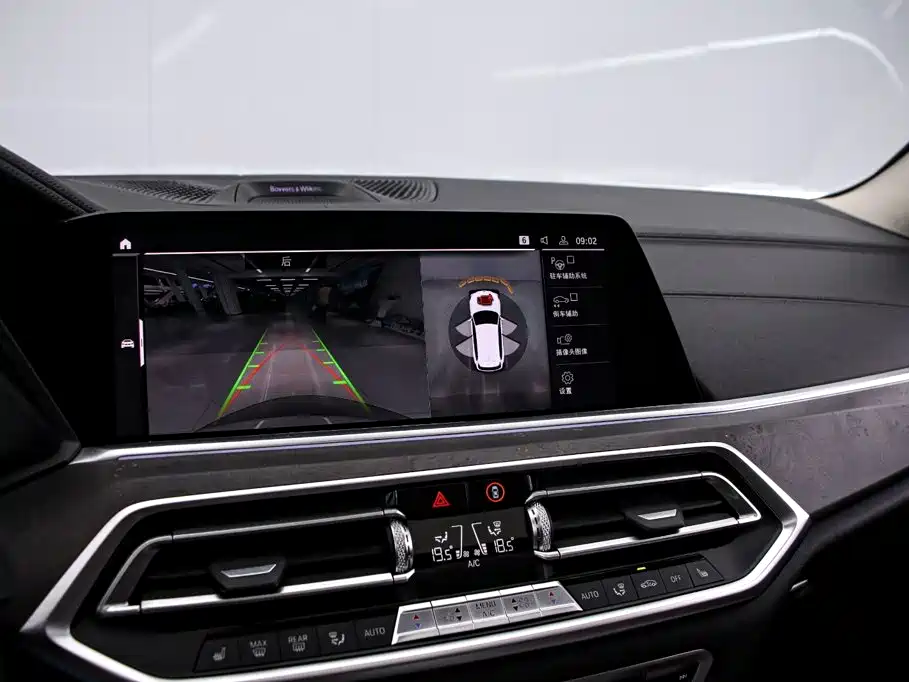 BMW X5 (Import) — миниатюра 8