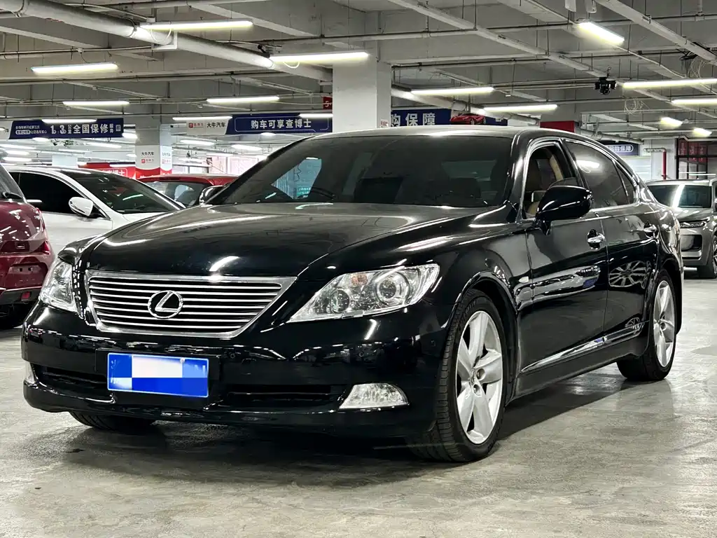 Lexus LS 2008