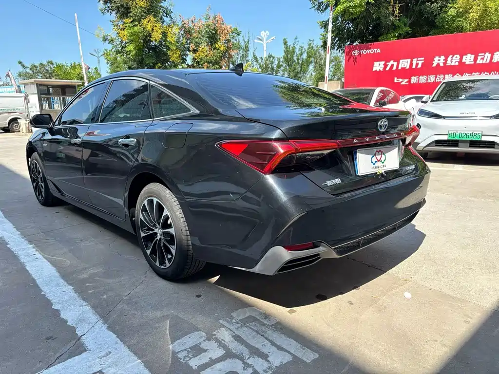 Toyota Avalon — миниатюра 4