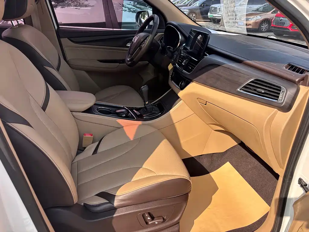 Baojun 730 — миниатюра 13
