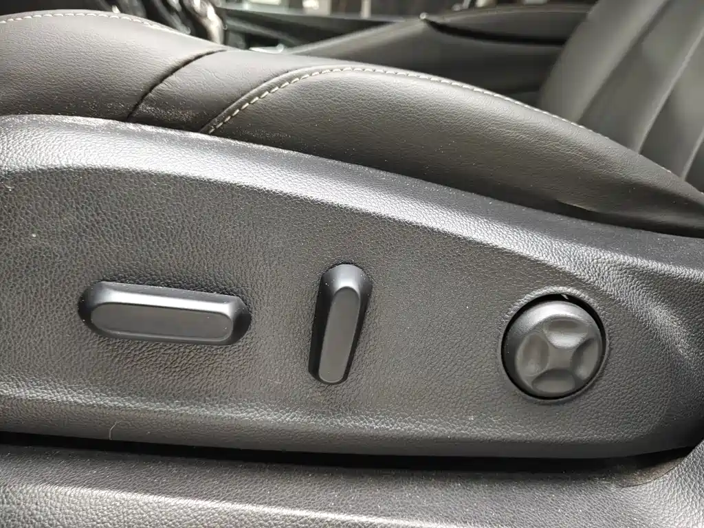 Buick Envision Plus — миниатюра 6
