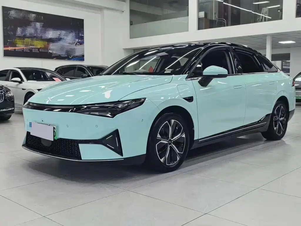 XPeng P5