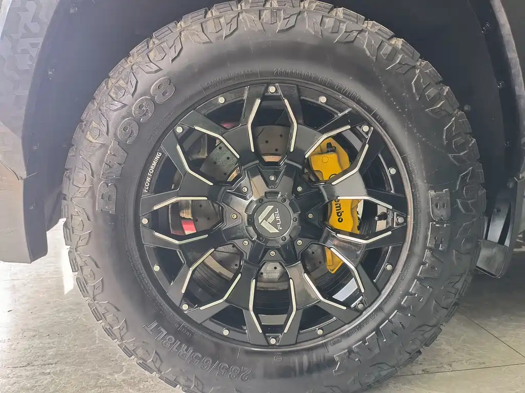 Toyota Sequoia — миниатюра 15