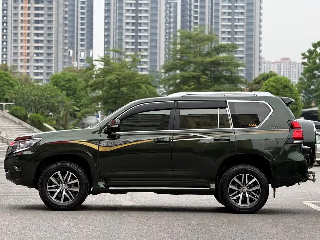Toyota Land Cruiser Prado 2016 2.7L