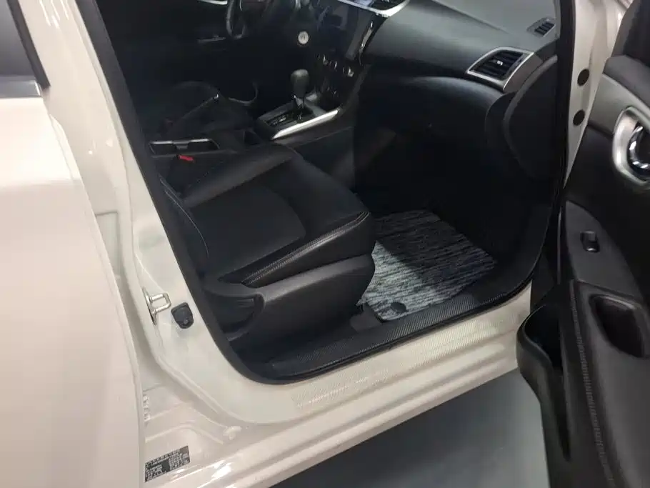 Nissan Sylphy — миниатюра 8