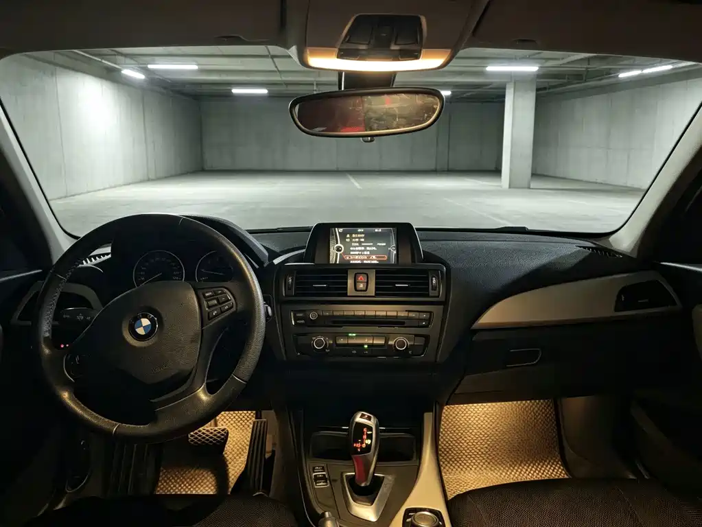 BMW 1 Series (Import) — миниатюра 8