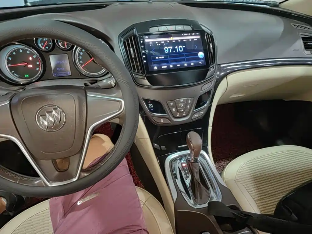 Buick Regal — миниатюра 10